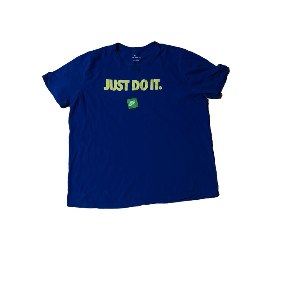 Nike Graphic Tee